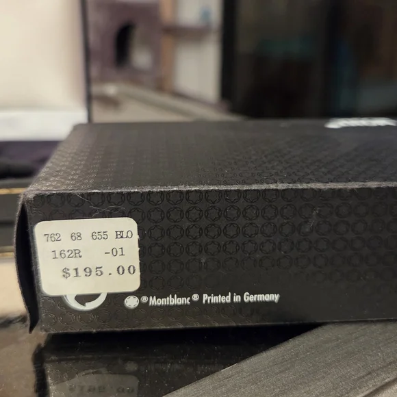 Montblanc Black Meisterstuck LeGrand Rollerball - Picture 7 of 7